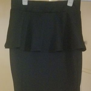 Black mid-thigh length skirt